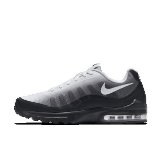 Nike Air Max Invigor herenschoen met print - Zwart