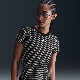 Nike Sportswear Chill Knit aansluitend gestreept T-shirt voor dames - Zwart