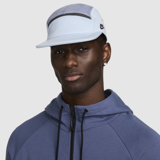 Nike Fly ongestructureerde Tech Fleece pet - Blauw