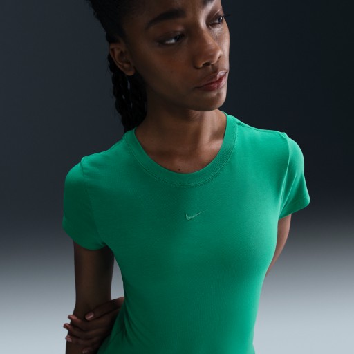 Nike Sportswear Chill Knit T-shirt voor dames - Groen