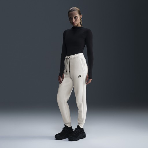 Nike Sportswear Tech Fleece joggingbroek met halfhoge taille voor dames - Bruin